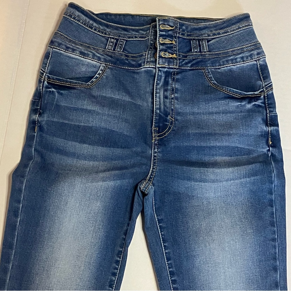 Wax Jean brand Juniors skinny leg stretch denim size 7